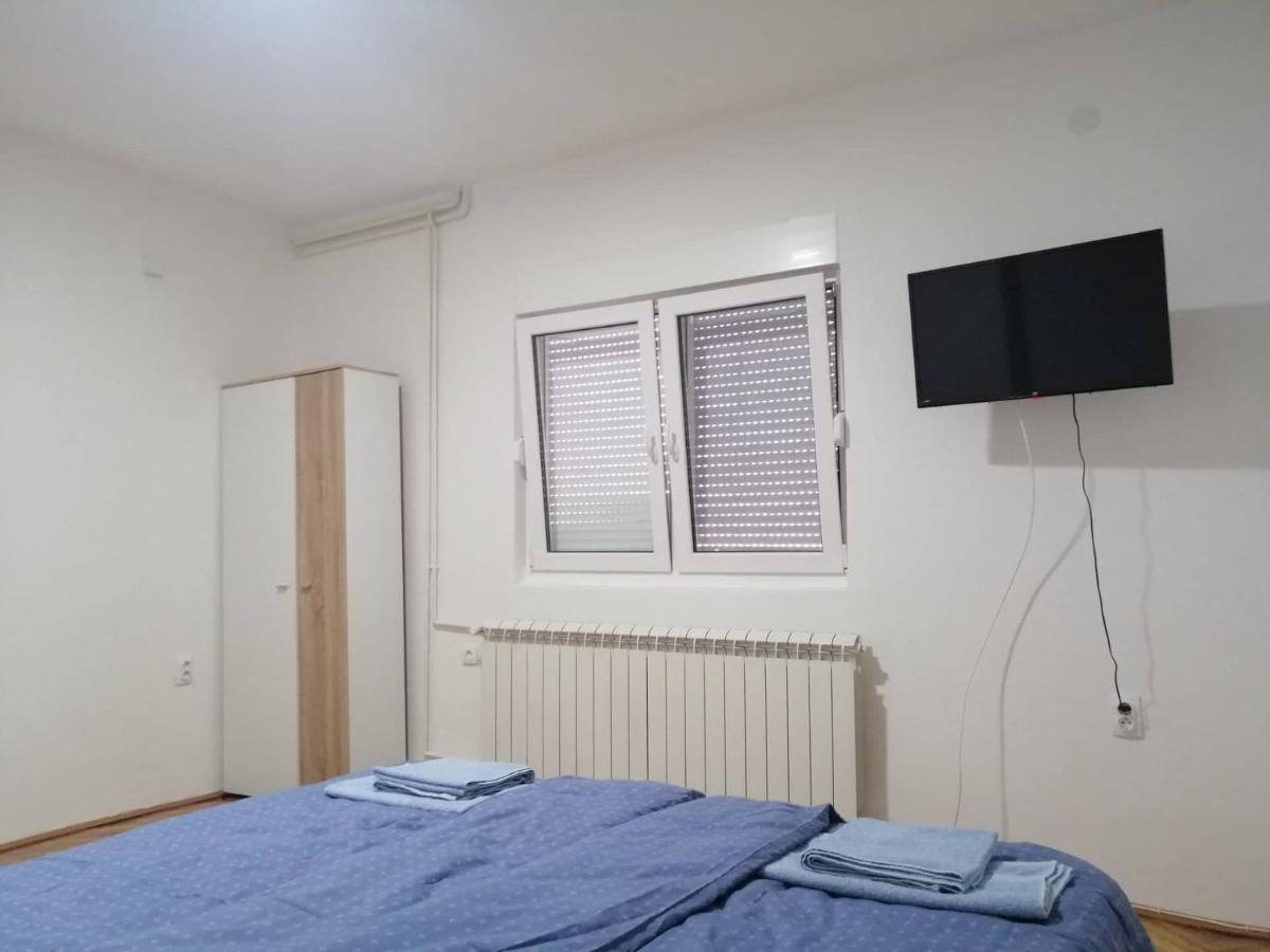 Apartman Nana Ягодина Екстер'єр фото