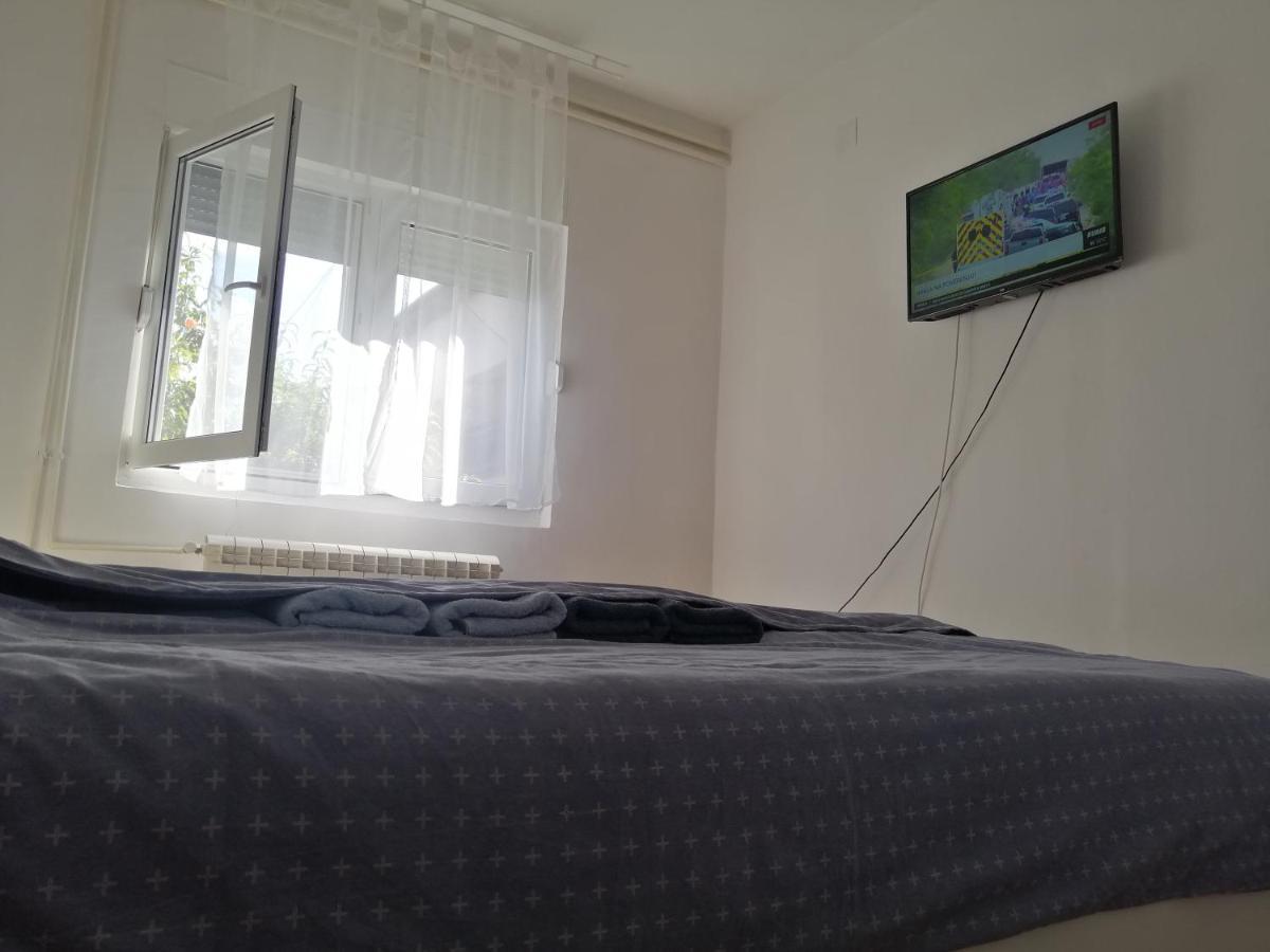 Apartman Nana Ягодина Екстер'єр фото