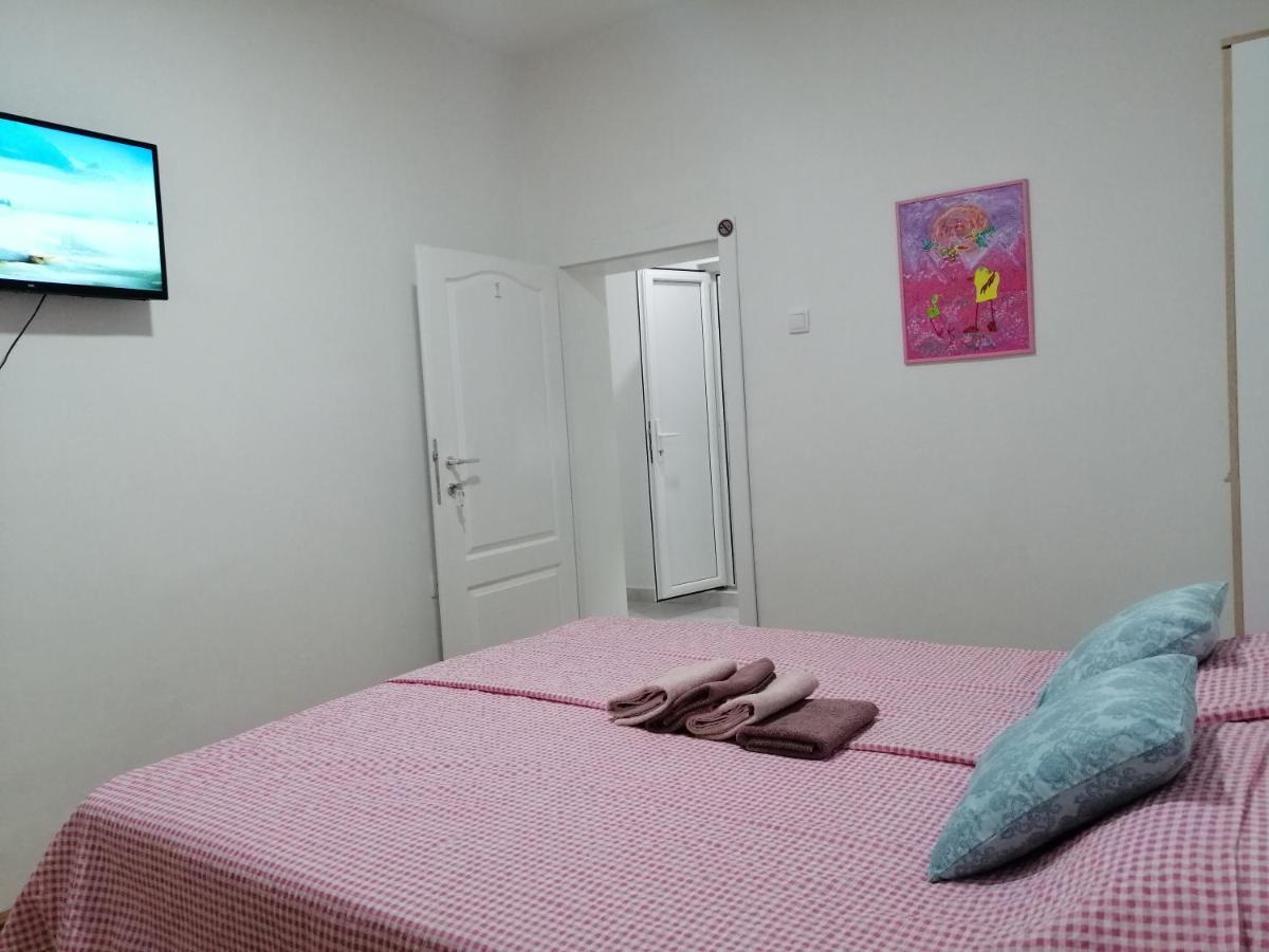 Apartman Nana Ягодина Екстер'єр фото